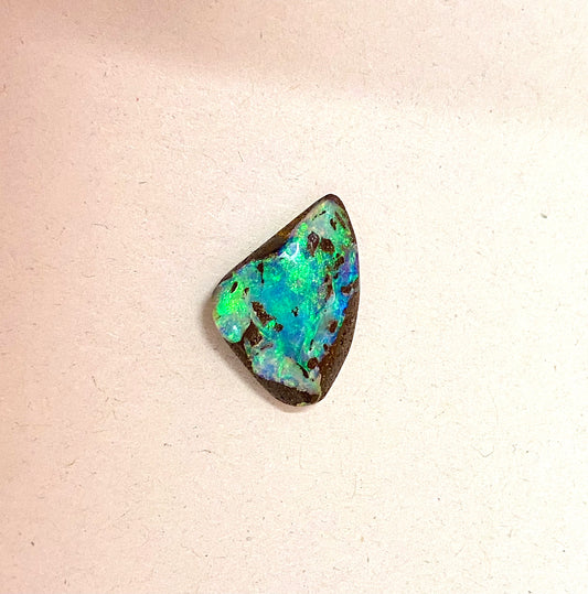 Boulder Opal aus Australien