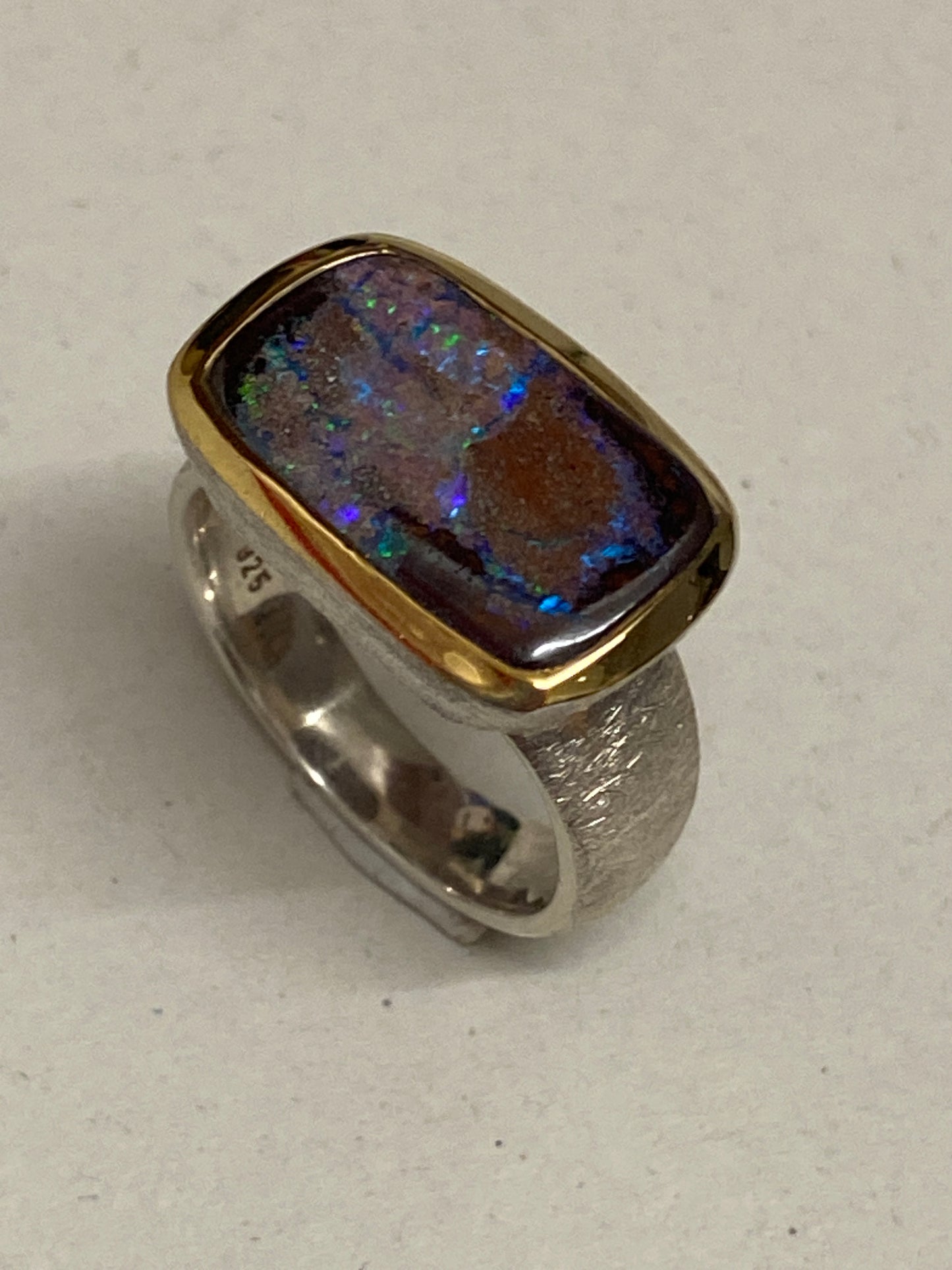 Ring in Silber 925/- mit Boulder Opal