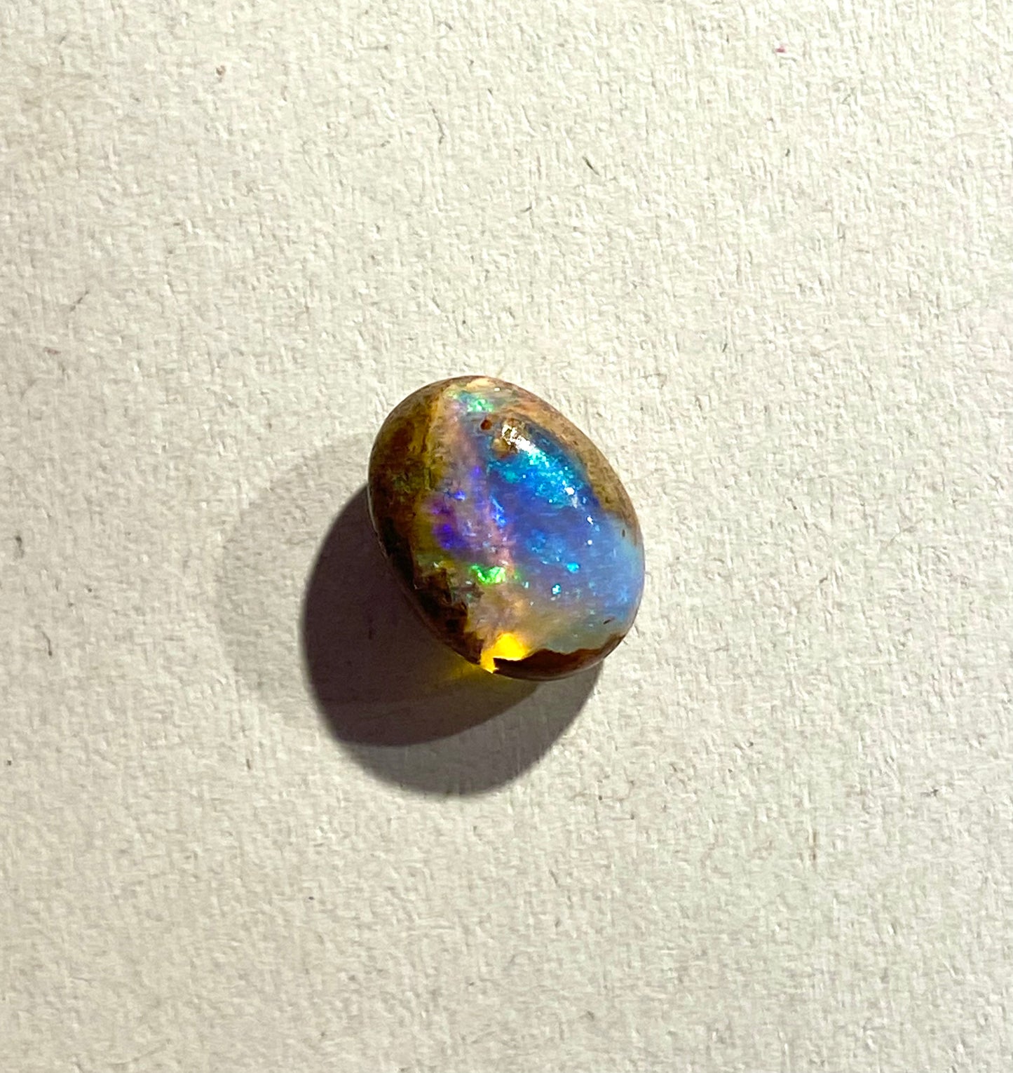 Boulder Opal aus Australien