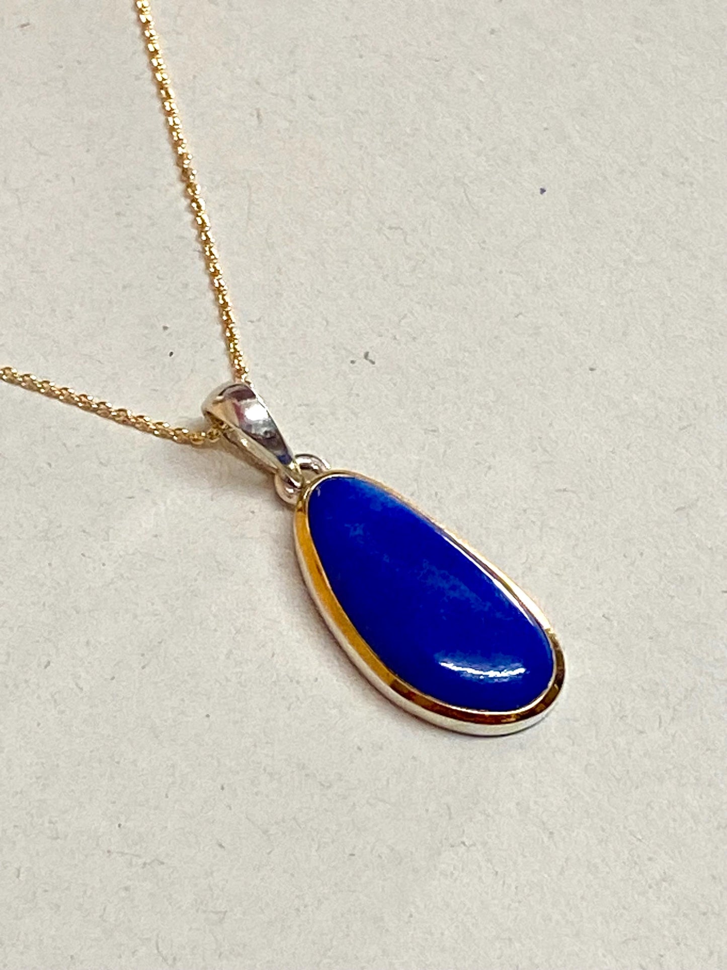 Collier Silber 925/- mit Lapislazuli und 24 Karat Gold