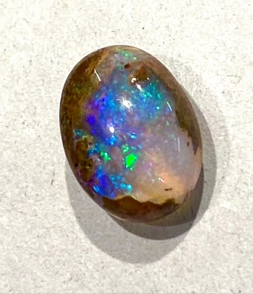 Boulder Opal aus Australien