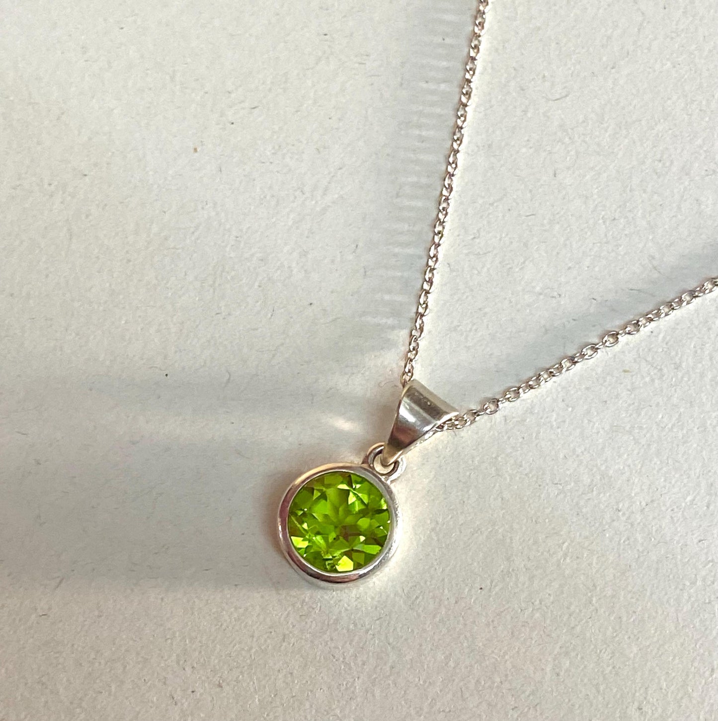 Collier in Silber 925/- mit grünem Peridot