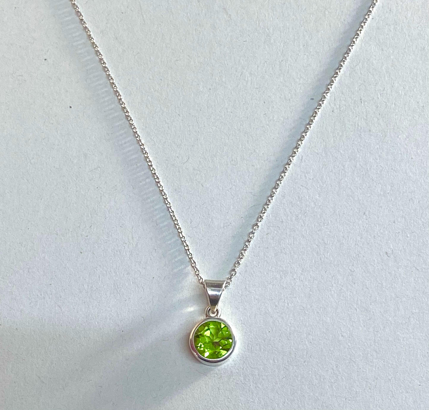 Collier in Silber 925/- mit grünem Peridot