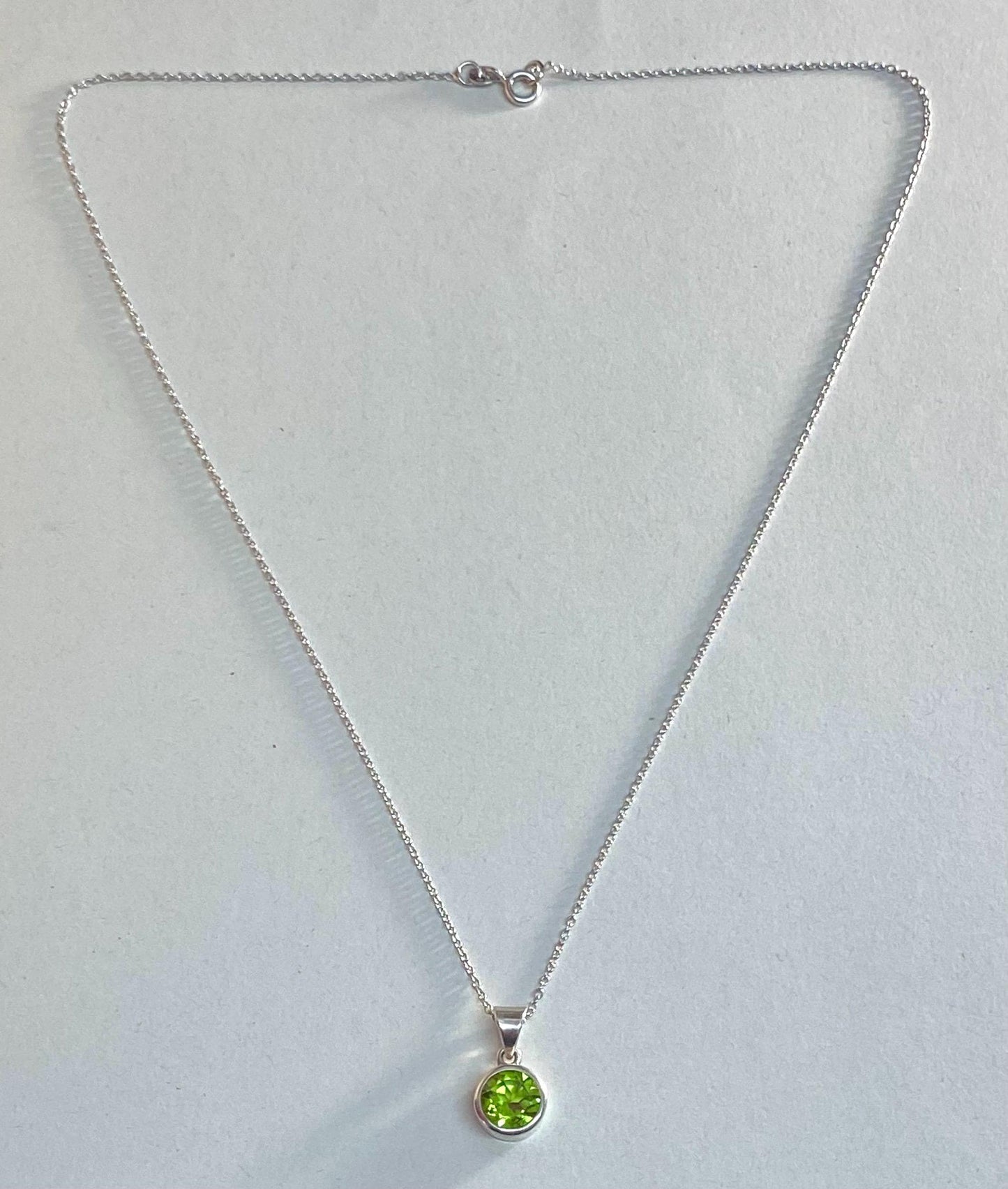 Collier in Silber 925/- mit grünem Peridot